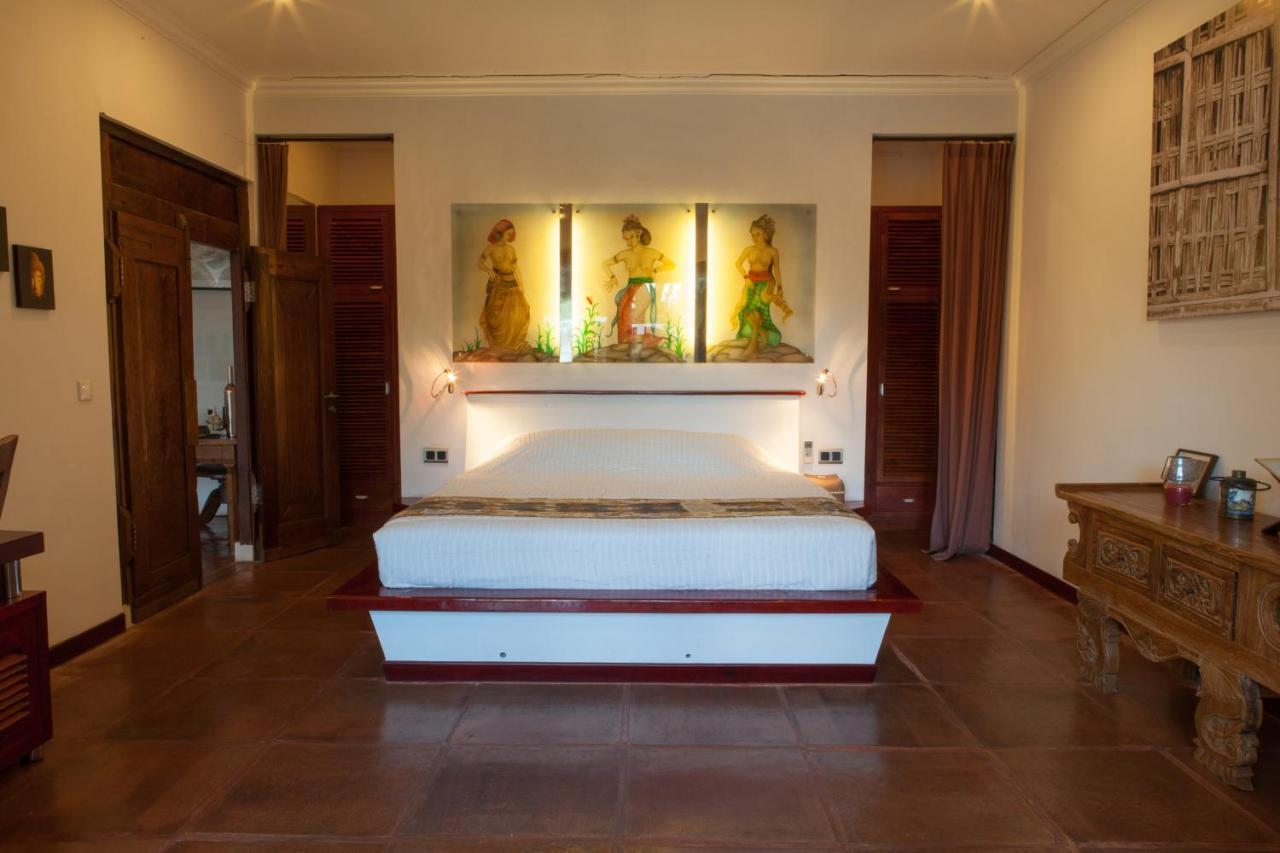 Bali Dyana Villa *